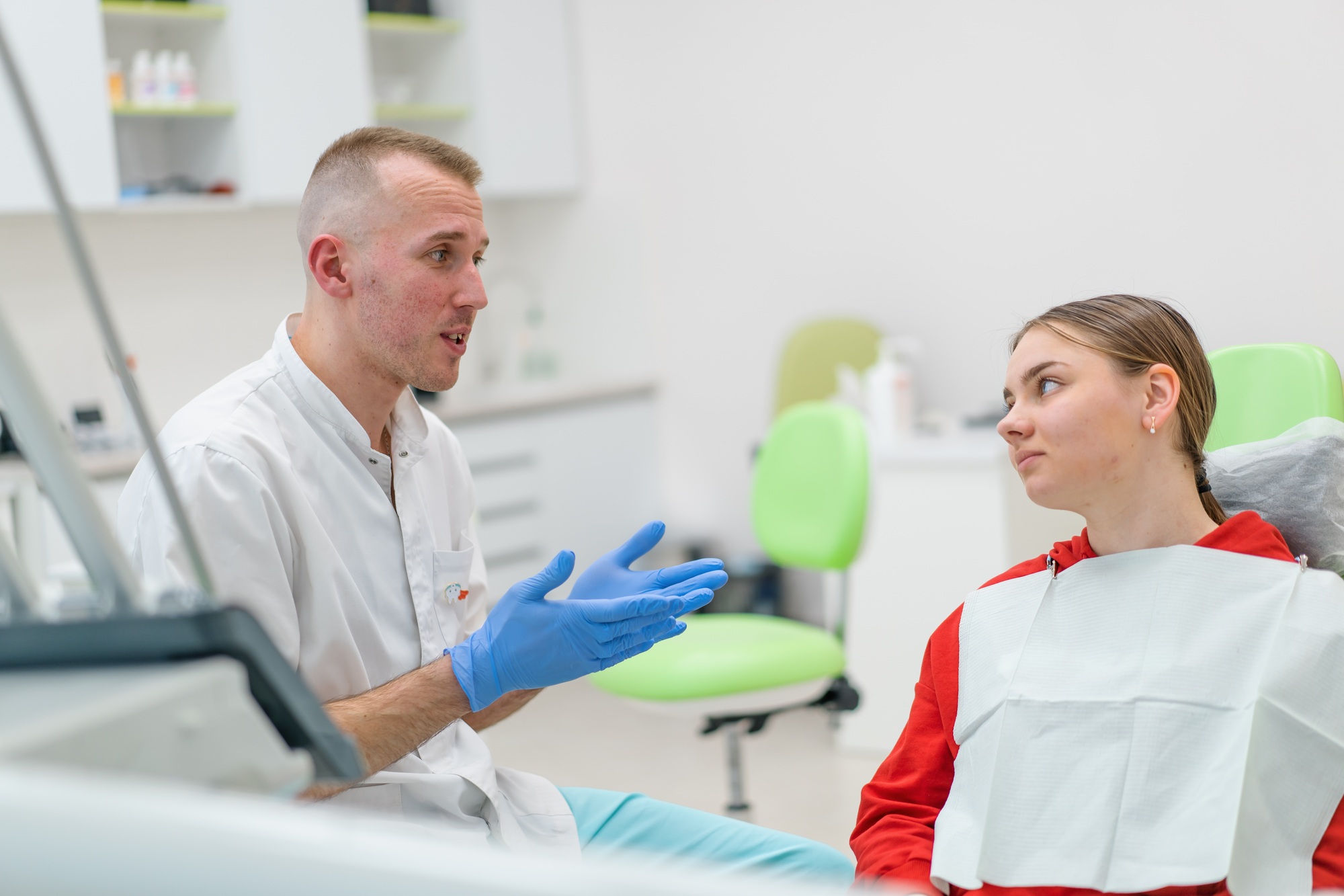 the patient at the dentist's appointment complains of toothache and caries the doctor advises