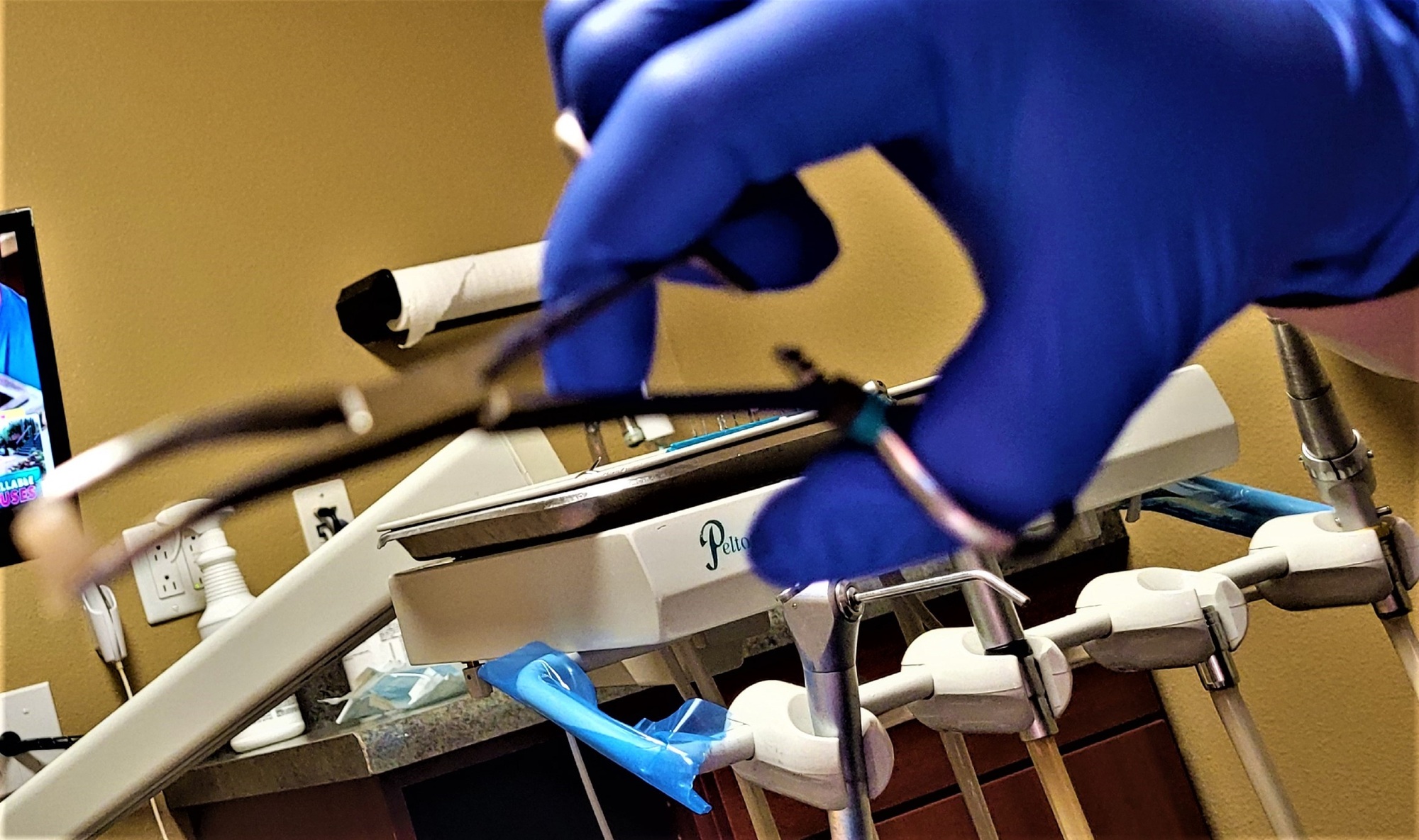 Dental Care! At the Dentist! Dentist Pulling a Tooth!